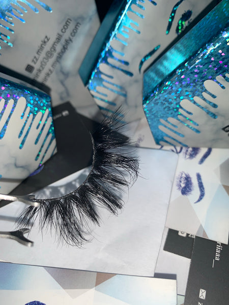 “Bella” Mink Lash (25MM)